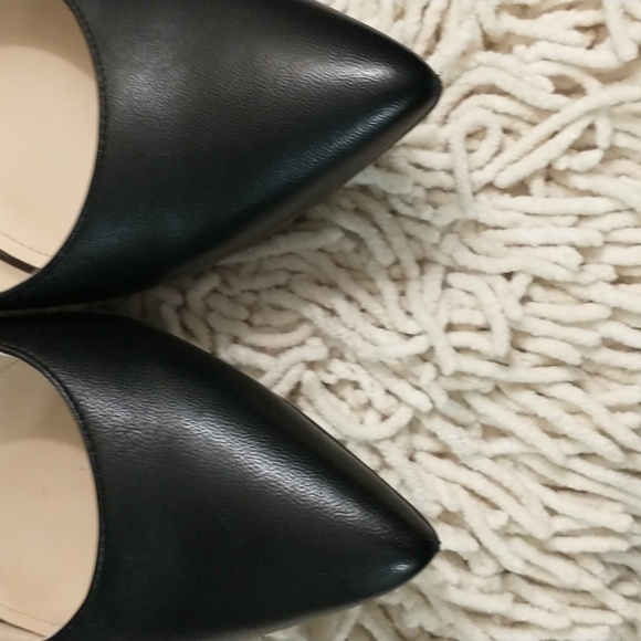 Marc Fisher Slingbacks black leather with block heel EUC size 9.5 - Picture 4 of 11